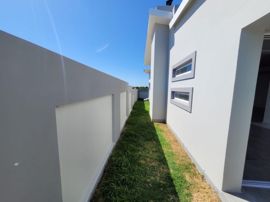 3 Bedroom Property for Sale in Aston Bay Eastern Cape